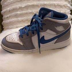 Nike Mid Jordan Air 1 (Youth)