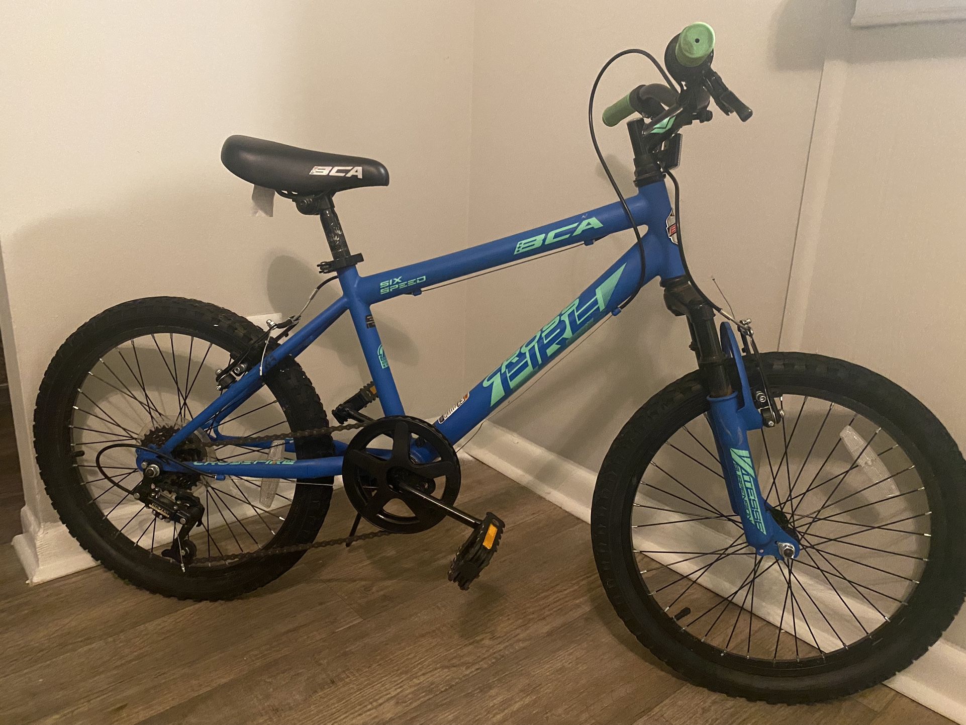 Boys BCA 20 6 Speed Crossfire Mountain Bike for Sale in Marietta GA OfferUp