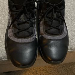 Men’s 10.5 Jordan Tennis Shoes 