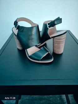 ✨ Size 8 Black Leather-Look Block Heels | Minimalist Vibe