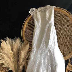 Gorgeous Cap Sleeve Lace Wedding Dress 