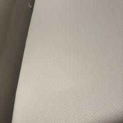 King Memory Foam Mattress, Frame, Box Spring 275 OBO