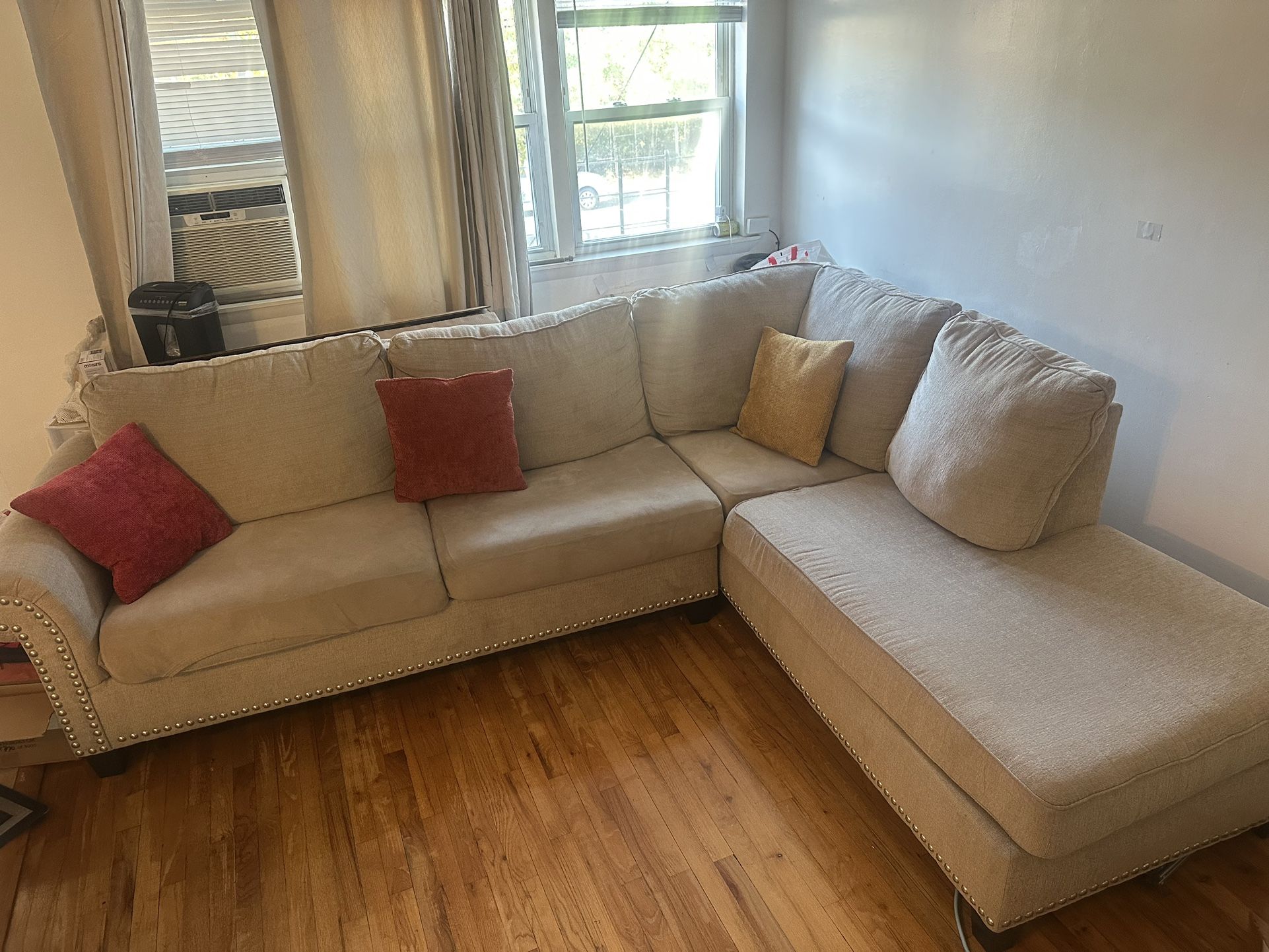 Sectional Sofa 