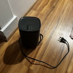 Sonos PLAY:1 Wireless Speaker – Excellent Condition – $85 OBO OR 2 for $140