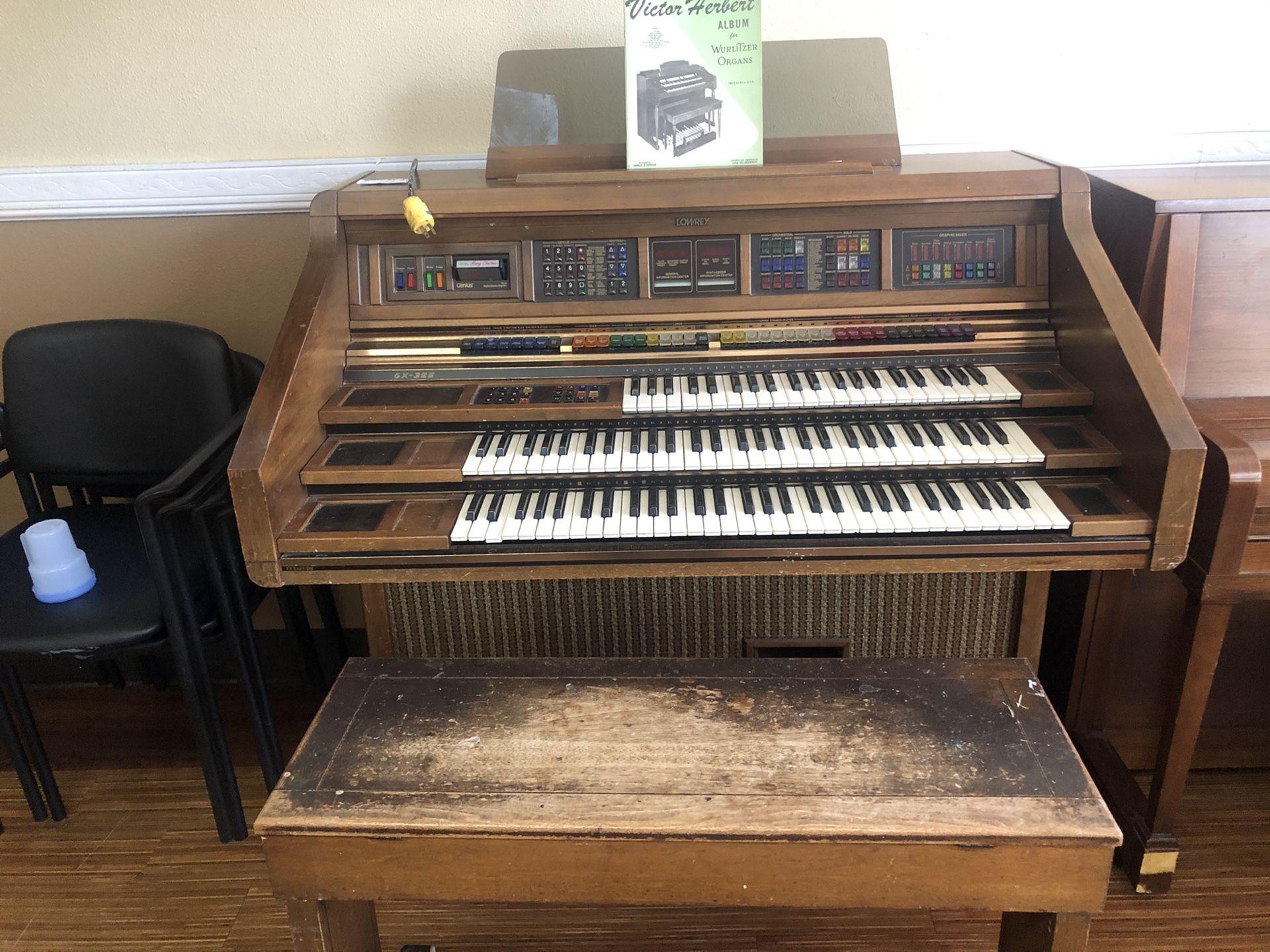 Piano must go today *Must Read below*