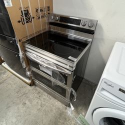 NEW SAMSUNG FREESTANDING STOVE