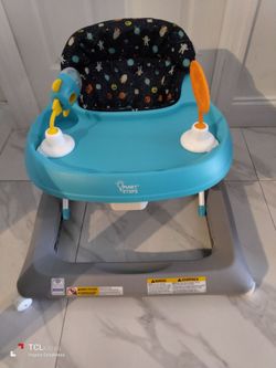 Baby Steps Trend Walker in good condition