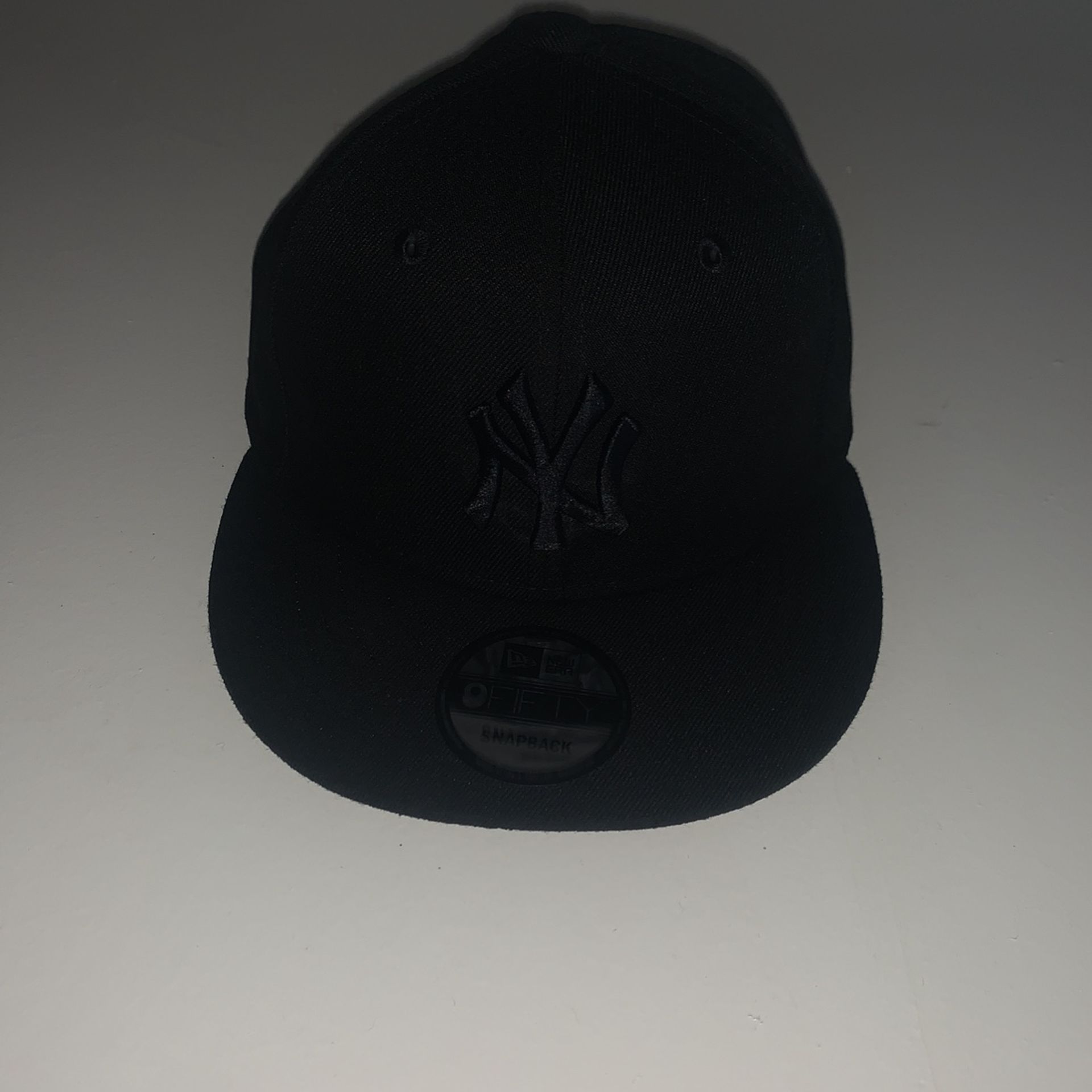Basic Black and White 9FIFTY Snapback