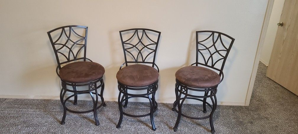 3 Swivel Barstools