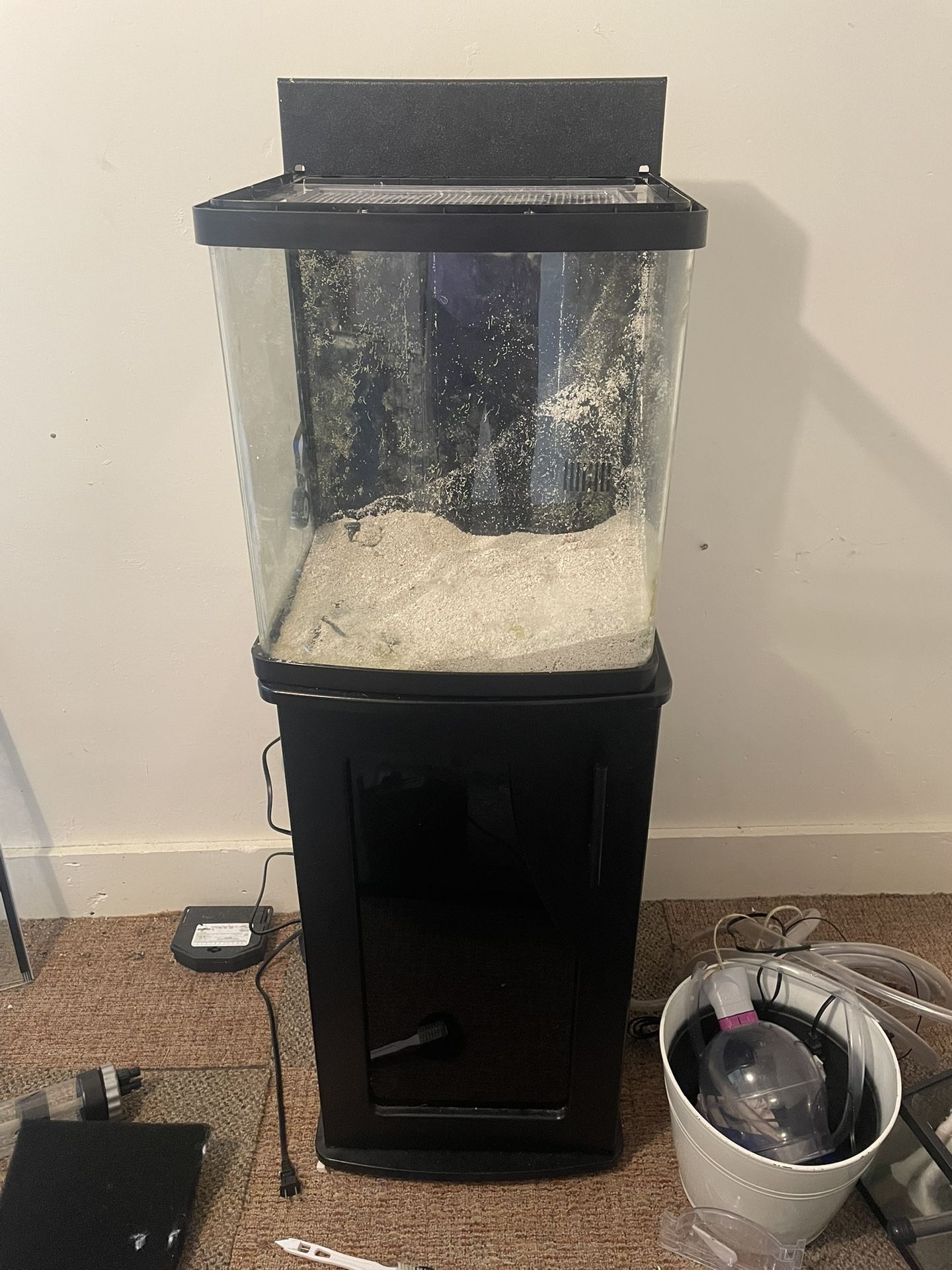 Biocube 16 Aquarium With Stand. No Light Incudes