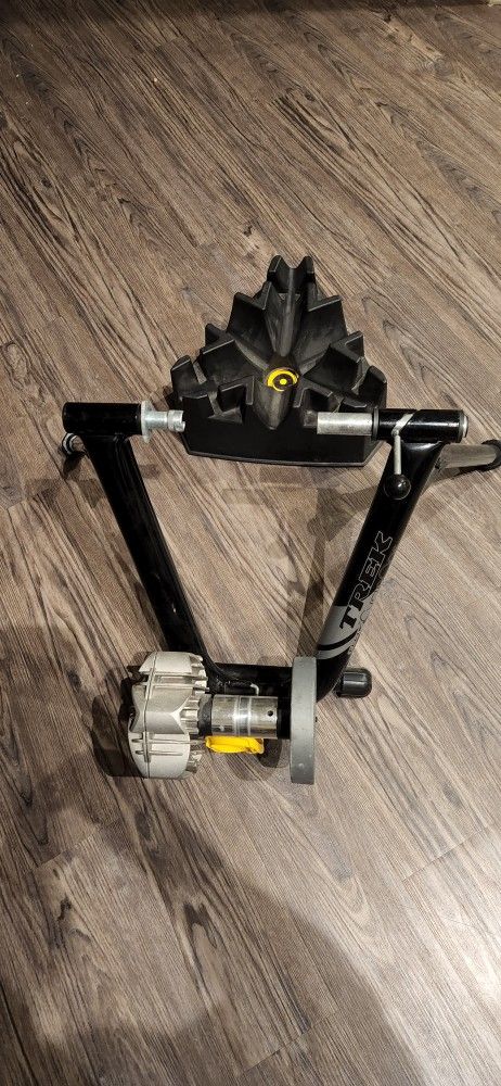 Trek Cycleops Fluid2 Indoor Bike Trainer