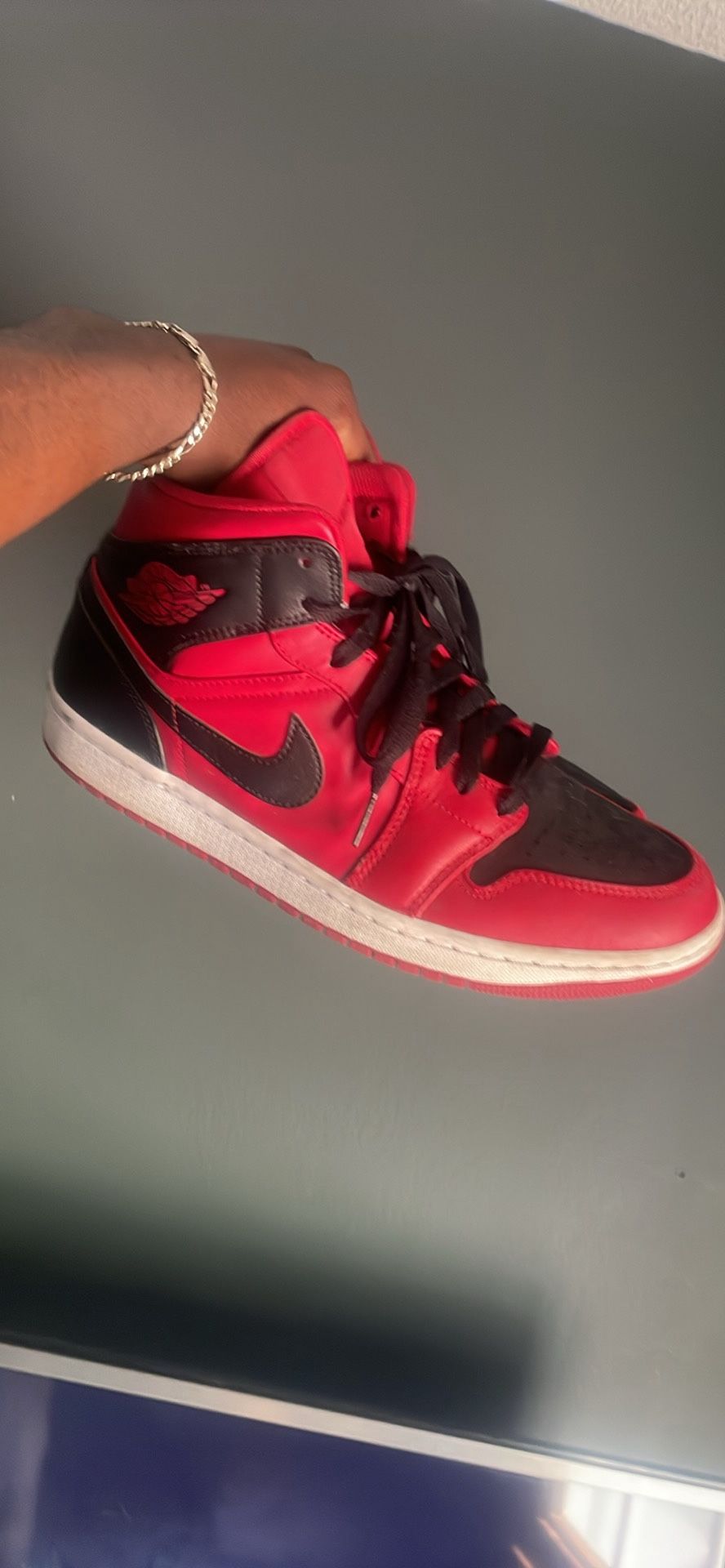 Air Jordan 1 Red