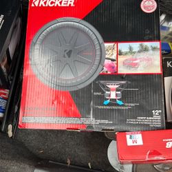 Kicker CompR 12” 