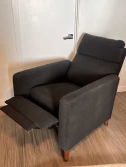 Tommy Hilfiger Recliner for Sale in Gig Harbor WA OfferUp