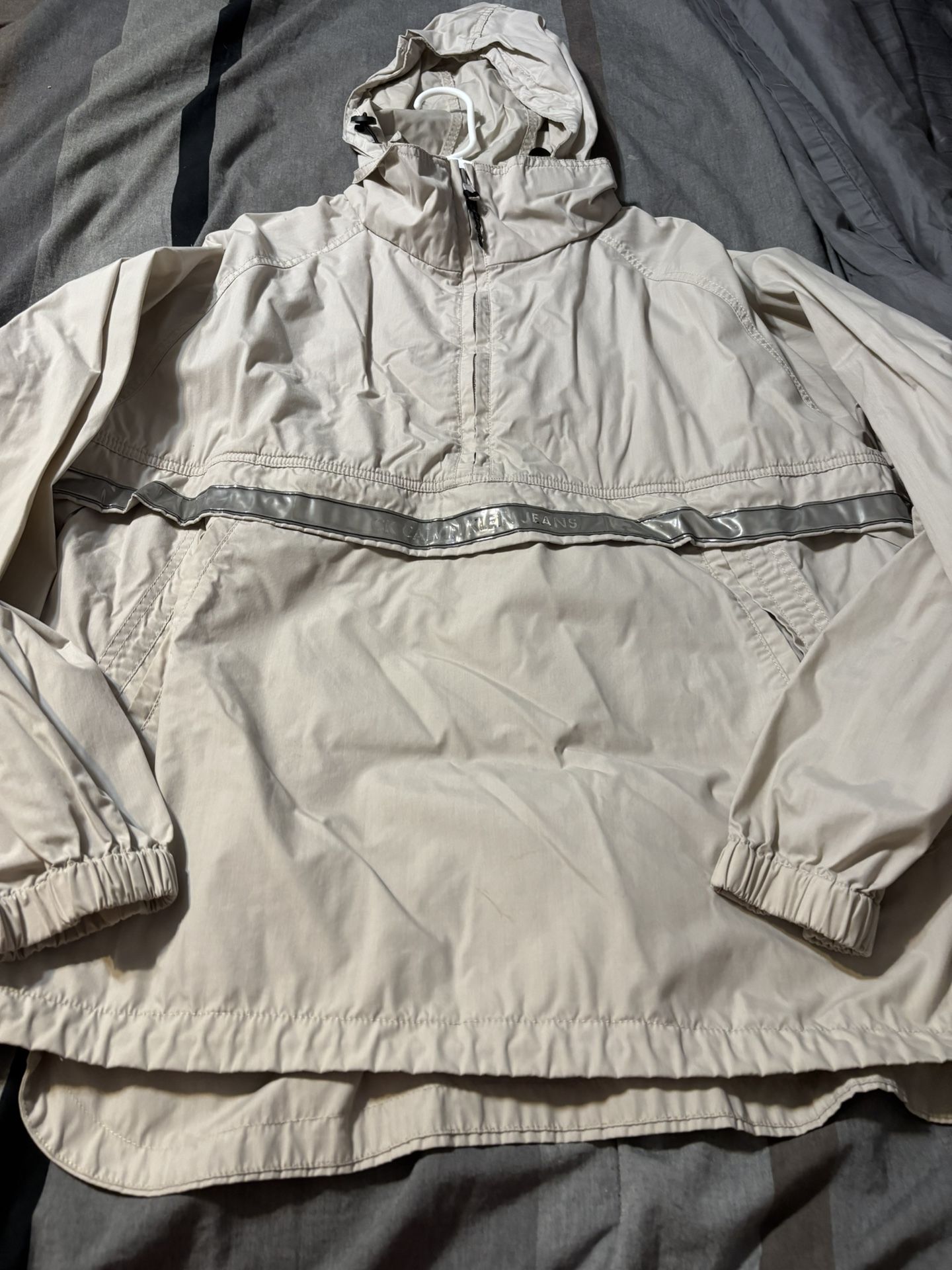 Mens Size Large Calvin Klein Pullover Jacket