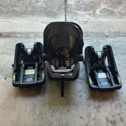 Baby Jogger City Go Infant Car seat And 2 Bases