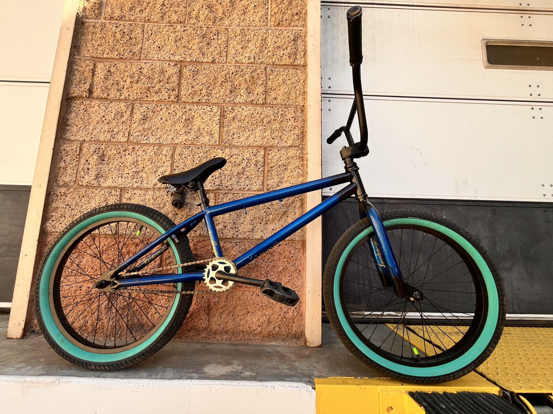 Lightweight Blue Bmx Mountain Bike Bicycle Neon Tires