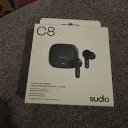 Sudio C8 Noise Cancelling Ear Buds. NEW IN BOX
