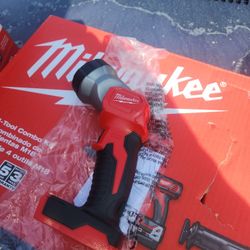 Firm Price🛑 Milwaukee m18 Regular Hand Light New Tool-Only. Precio firme 🛑 