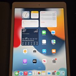 IPad 7th generation and apple pen bundle