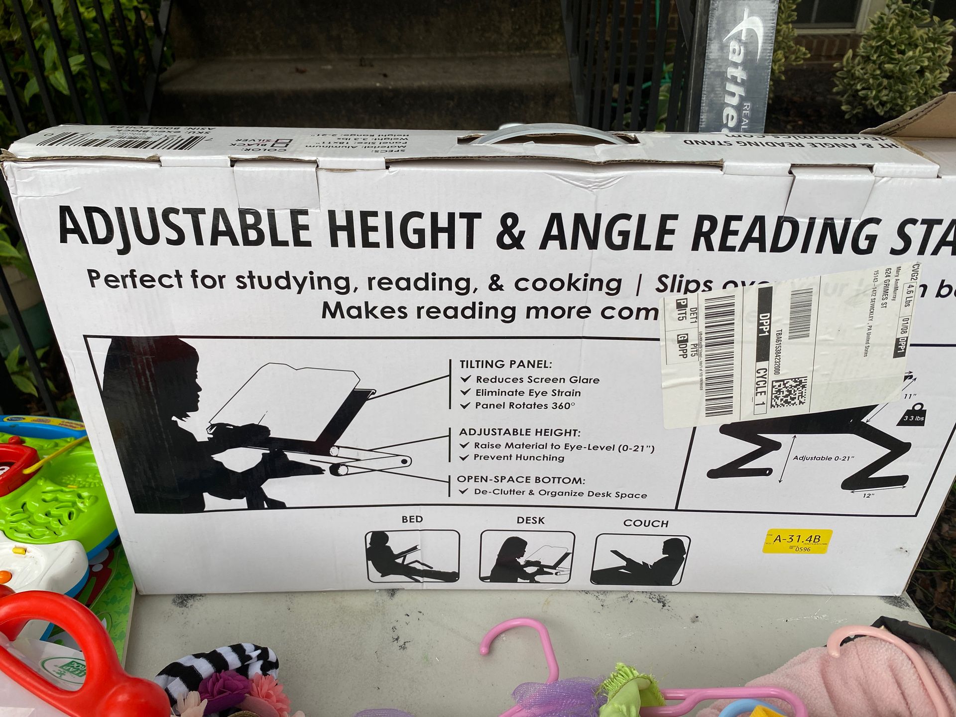 Adjustable height & angle reading stand