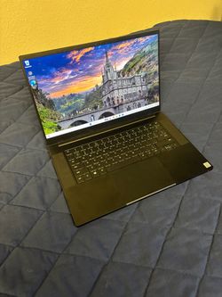 Razer Blade 15 Gaming Laptop - RTX 3070