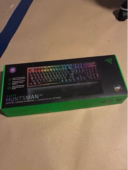 Razer Huntsman v2 keyboard