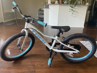 TREK Precaliber 20” bike