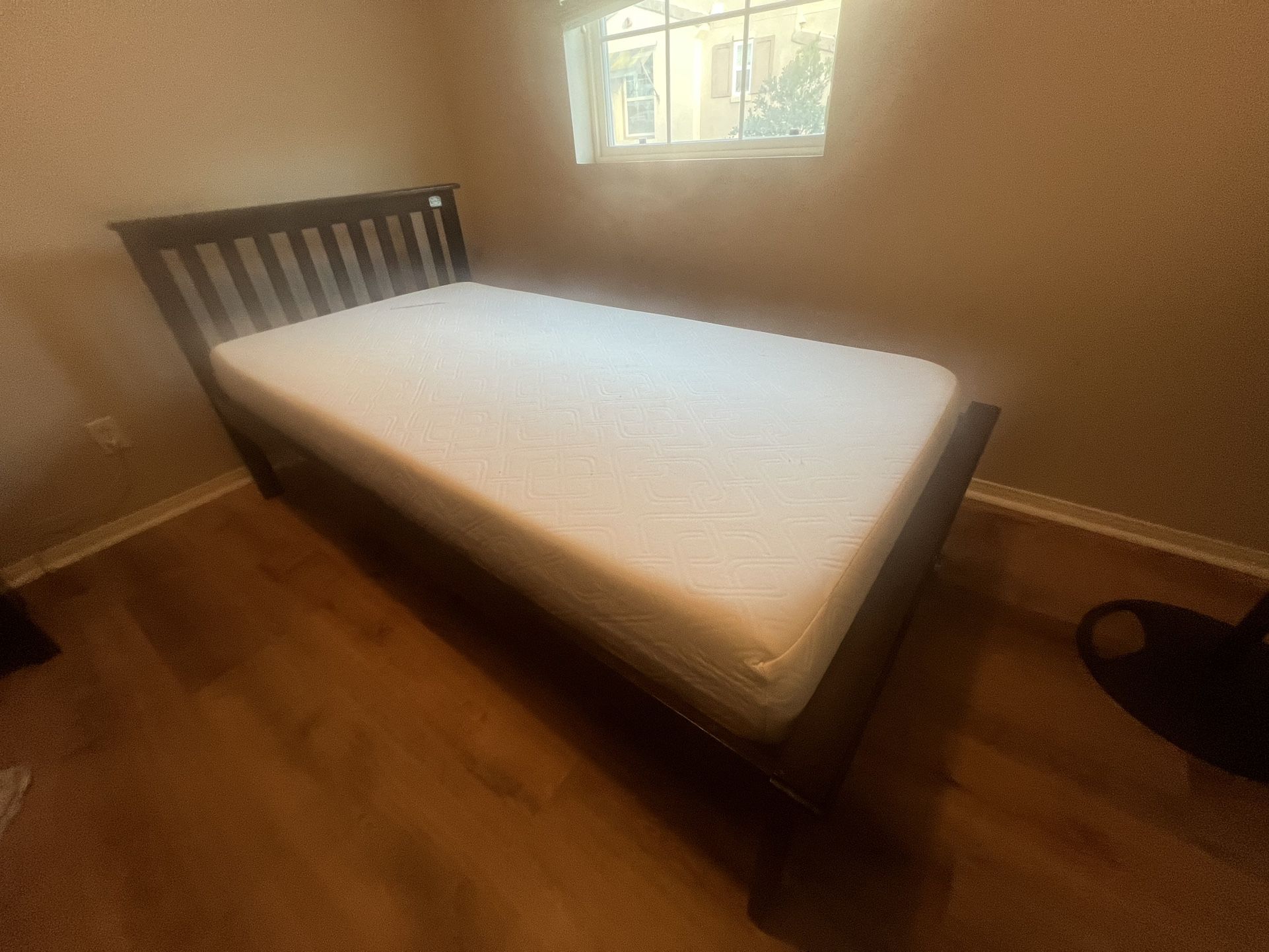 Twin Bed frame And Mattress 