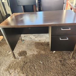 Desk For Sale $25