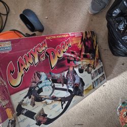 Canyon Of Doom Race Track 