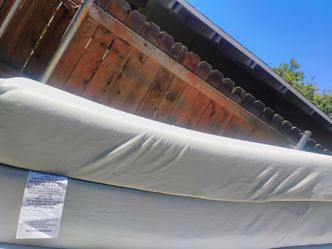 Twin mattresses