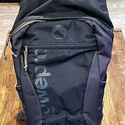 LowePro Camera Bag  16L 