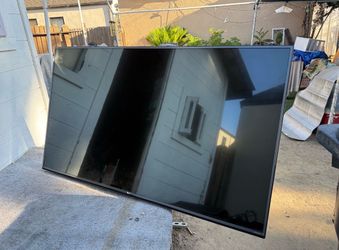 LG 65UF6490-UA is a 65-inch 4K Smart LED TV