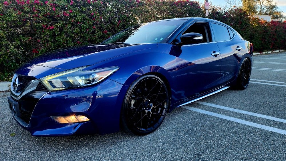 2016 Nissan Maxima