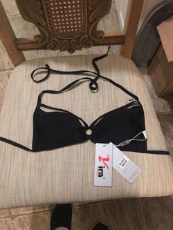 Top part of a bikini size medium new