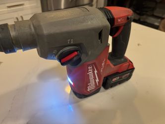 Milwaukee Fuel SDS hammer drill