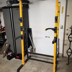 Power Rack, Squat Rack, Dip Station And Pull Up Bar