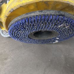 Tornado Floor Scrubber
