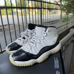 Air Jordan Retro 11 “Defining Moments”