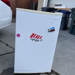 Mini Fridge! 