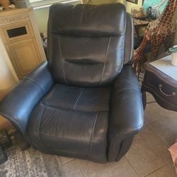 Cindy Crawford Home Recliner 