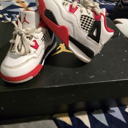 Nike Air Jordan 4 Retro TD Toddler White Fire Red Black BQ7670-160 Size 7C