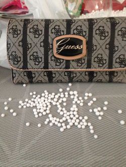 Guess wallet