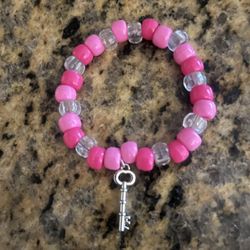 Handmade Pink Beads Charm Bracelet 