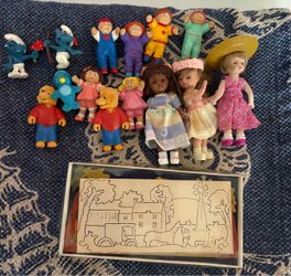 Vintage toy lot & 3d puzzle