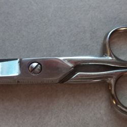 Klein Tools 2100-7 Nickel Plated Electrician Scissors with Stripping Notches
