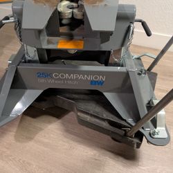B&W companion OEM 5th Wheel Hitch 