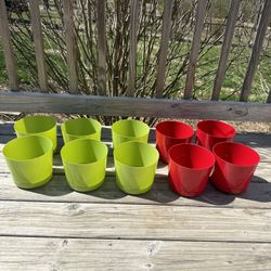 10 New Plastic Planters  6” Diameter 6”H Green and Red