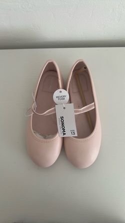 Pink girl shoes